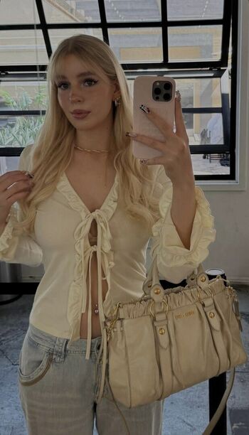 Full leaked Mialiliaa page private onlyfans photo
