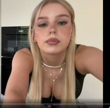 Full leaked Mialiliaa page private onlyfans photo