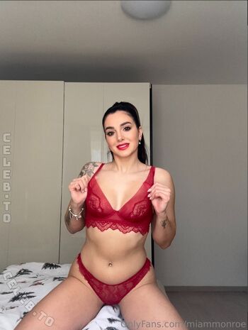 Full leaked Miammonroe page private onlyfans photo