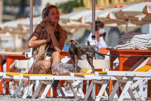 Full leaked Michelle hunziker page private onlyfans photo
