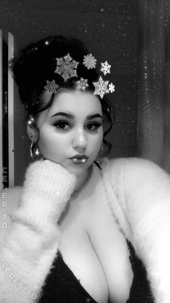 Full leaked Michellemxllxr private onlyfans photo