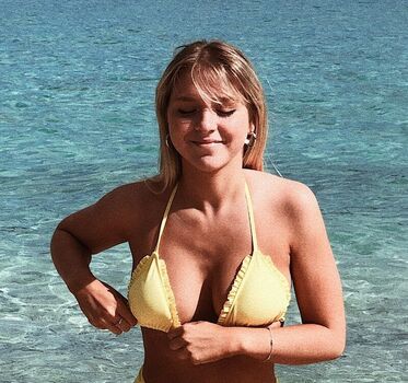 Full leaked Micol pontiero private onlyfans photo