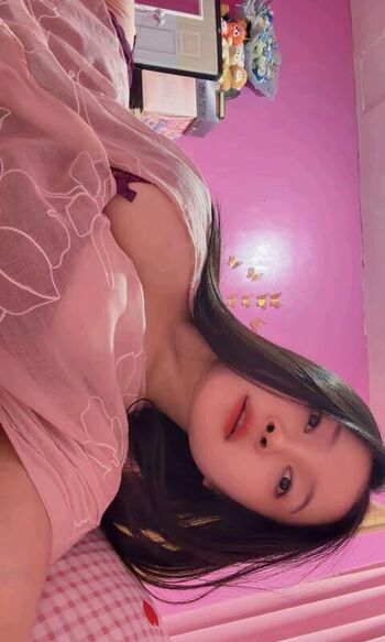 Full leaked Mietektek private onlyfans photo