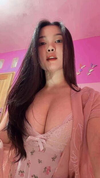 Full leaked Mietektek private onlyfans photo