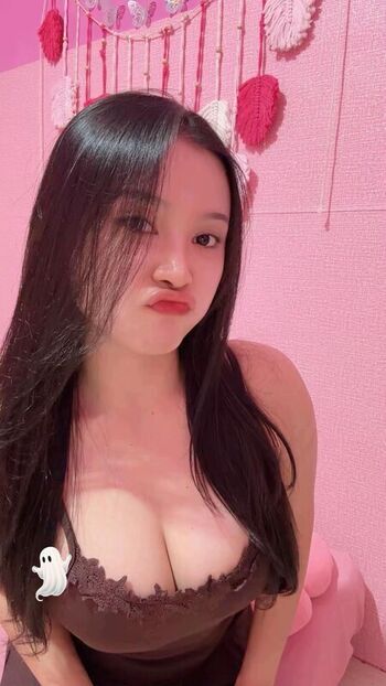 Full leaked Mietektek private onlyfans photo
