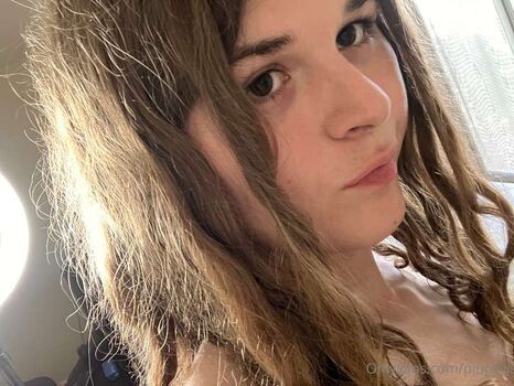 Full leaked Ester dobrik/ private onlyfans photo