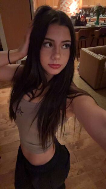 Full leaked Mikayla campinos private onlyfans photo