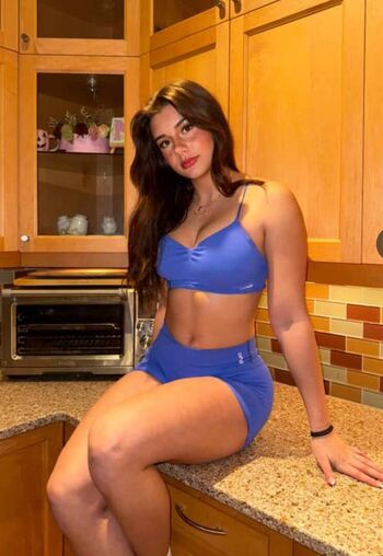 Full leaked Mikayla campinos private onlyfans photo