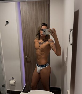 Full leaked Mikeymorningstar private onlyfans photo