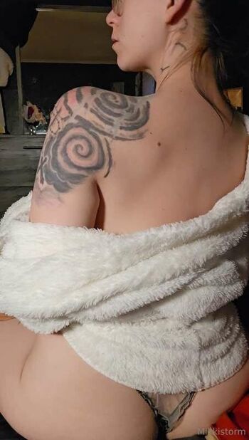 Full leaked Mikkistorm private onlyfans photo