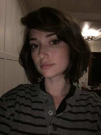 Milana Vayntrub