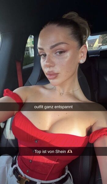 Full leaked Milaneedls page private onlyfans photo