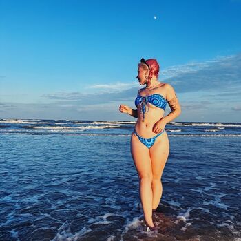 Full leaked Mildhippie private onlyfans photo