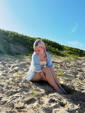 Full leaked Mildhippie private onlyfans photo