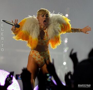 Full leaked Miley cyrus page private onlyfans photo