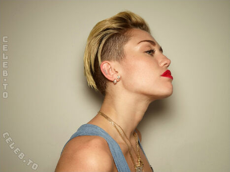 Full leaked Miley cyrus page private onlyfans photo