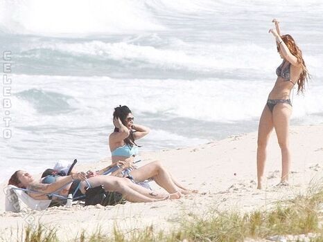 Full leaked Miley cyrus page private onlyfans photo