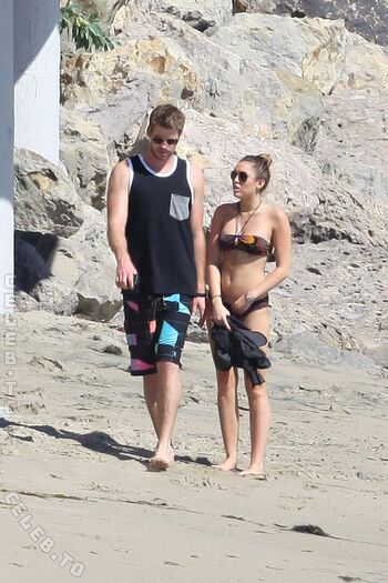 Full leaked Miley cyrus page private onlyfans photo