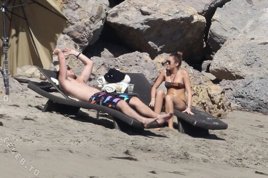 Full leaked Miley cyrus page private onlyfans photo