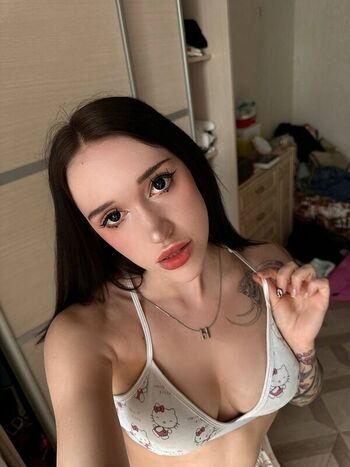 Full leaked Milkahot private onlyfans photo