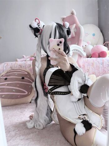 Full leaked Milkiewaifu page private onlyfans photo