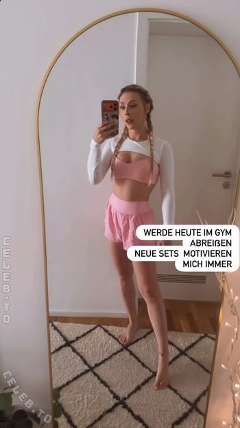 Full leaked Milschbaum private onlyfans photo
