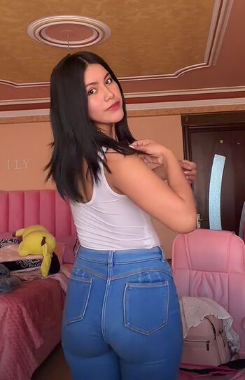 Full leaked Mily gonzales private onlyfans photo