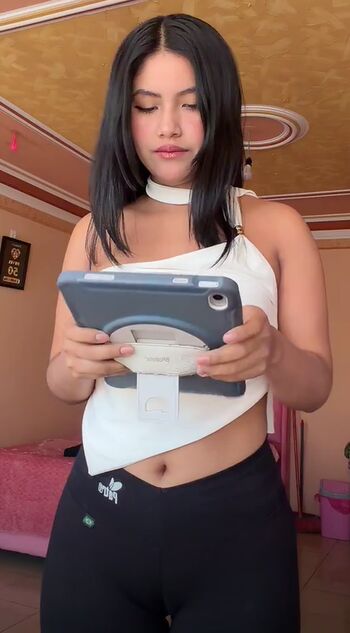 Full leaked Mily gonzales private onlyfans photo