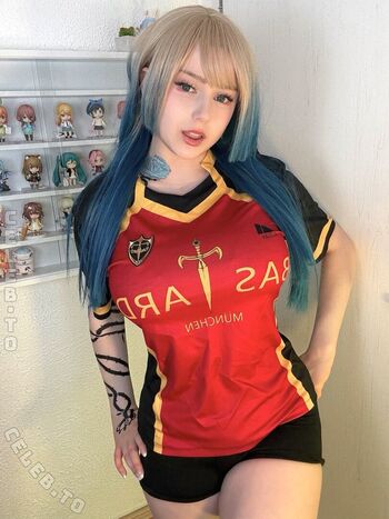 Full leaked Mina min page private onlyfans photo