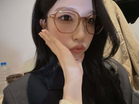 Full leaked Mina myoi private onlyfans photo