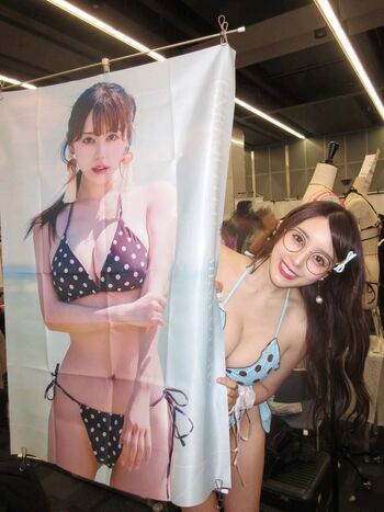 Full leaked Mina pochico private onlyfans photo