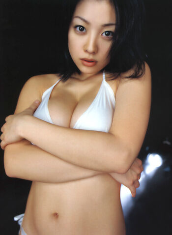 Minako Komukai