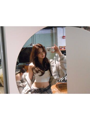 Minatozaki Sana (TWICE)