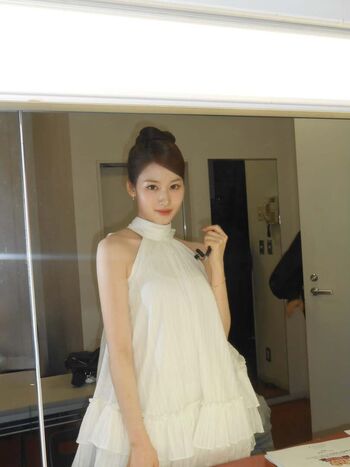 Full leaked Minatozaki sana page private onlyfans photo