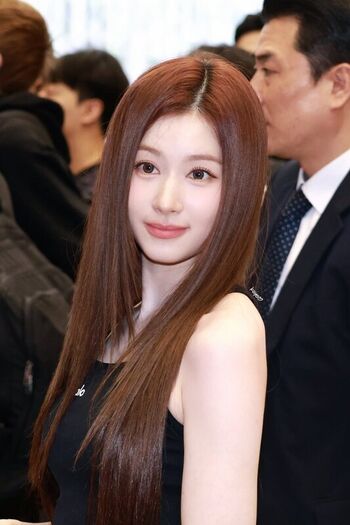 Full leaked Minatozaki sana page private onlyfans photo