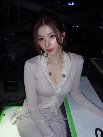 Full leaked Minatozaki sana page private onlyfans photo