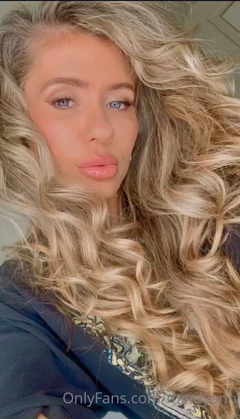Full leaked Mindyann private onlyfans photo