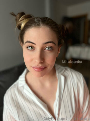 minialejandra