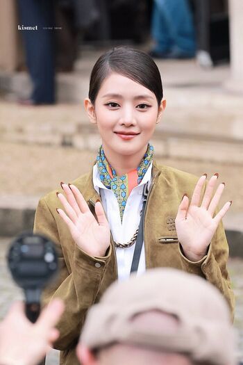 Minnie (Nicha Yontararak - I-dle