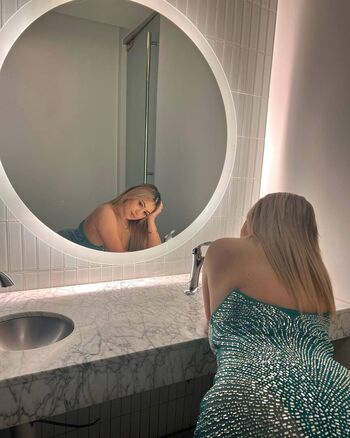 Full leaked Miranda private onlyfans photo
