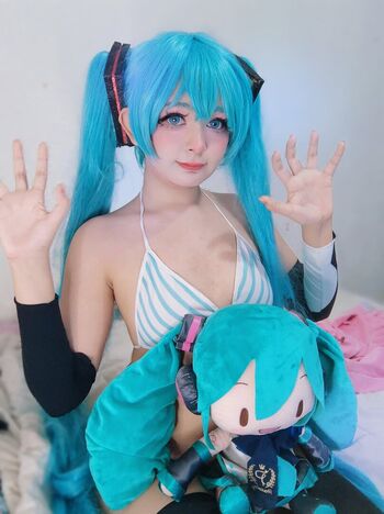 Full leaked Mishi miku private onlyfans photo