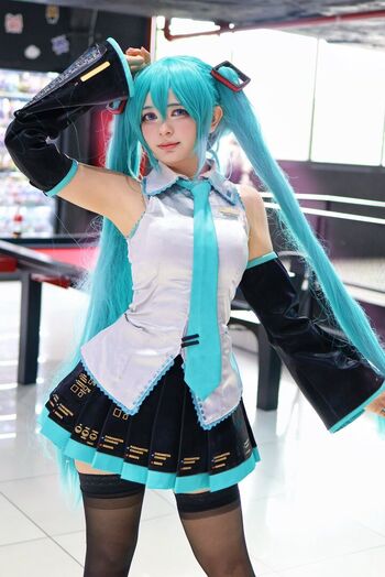 Full leaked Mishi miku private onlyfans photo