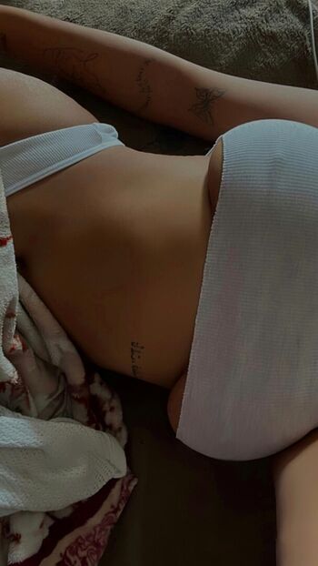 Full leaked Mishxrhodes private onlyfans photo