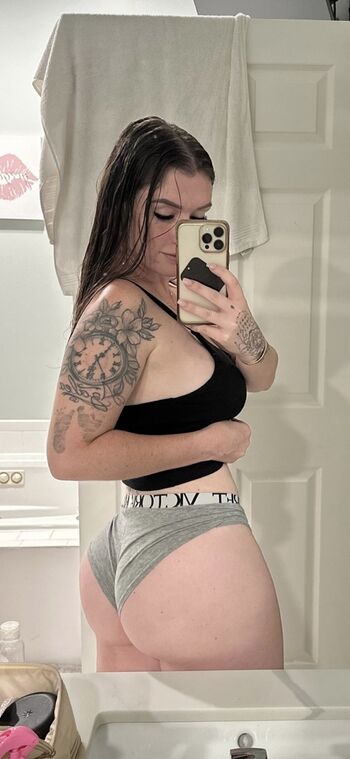 Full leaked Miss mackenzieee private onlyfans photo