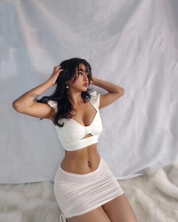 Full leaked Miss mahat private onlyfans photo