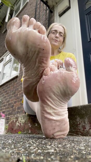 Full leaked Missrosie private onlyfans photo