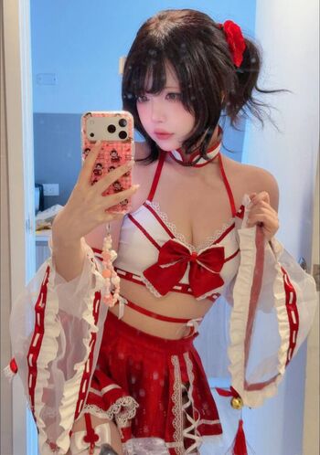 Full leaked Miu cosplayer  page private onlyfans photo