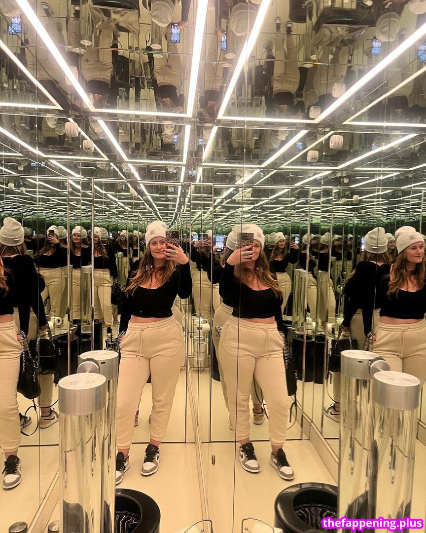 Anna / annaleigh757 / bellasolle / busty / curvy teacher / kathryn_smith / mmmaaarrryyyyyy / sandrafoxxxy / viki.winki Фото обнажённых OnlyFans #6