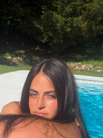 Full leaked Mmmariiis private onlyfans photo