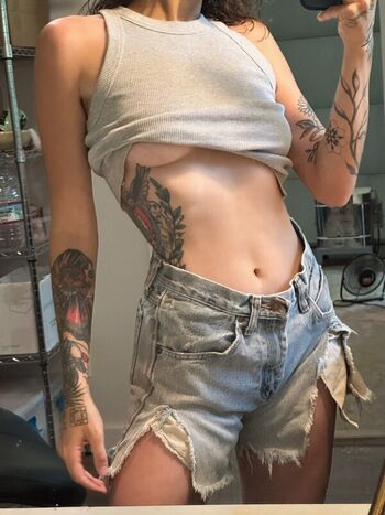 Full leaked Mmmickey private onlyfans photo